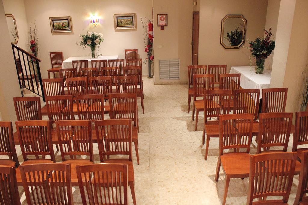 Hotel Abadi قرطبة المظهر الخارجي الصورة