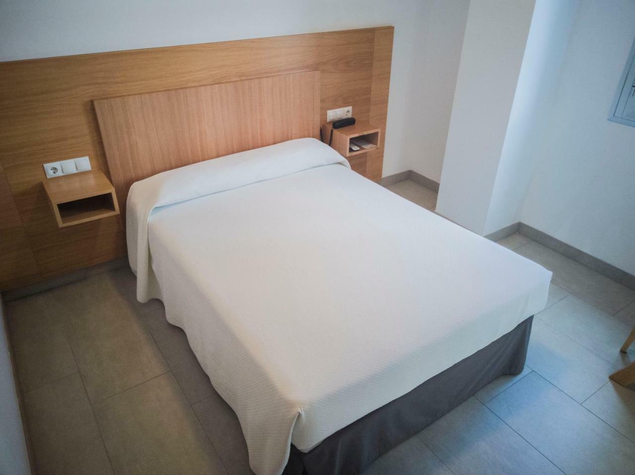 Hotel Abadi قرطبة المظهر الخارجي الصورة