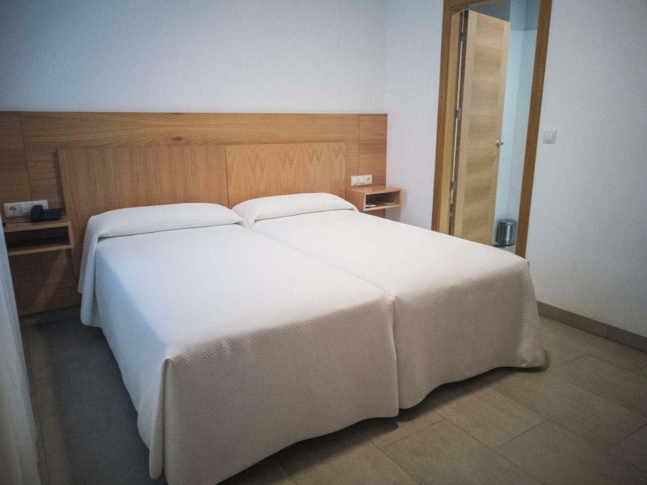 Hotel Abadi قرطبة المظهر الخارجي الصورة