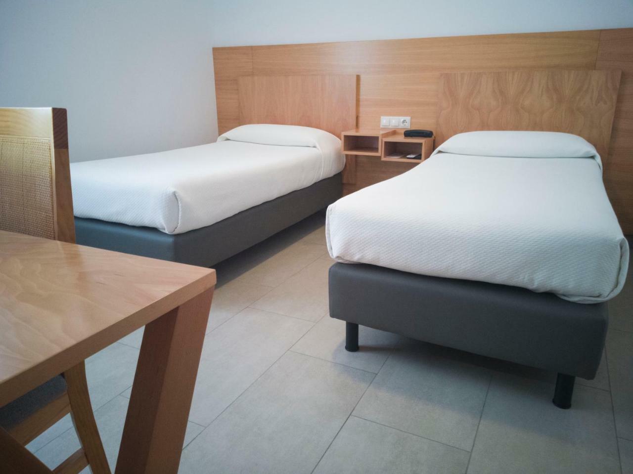 Hotel Abadi قرطبة المظهر الخارجي الصورة