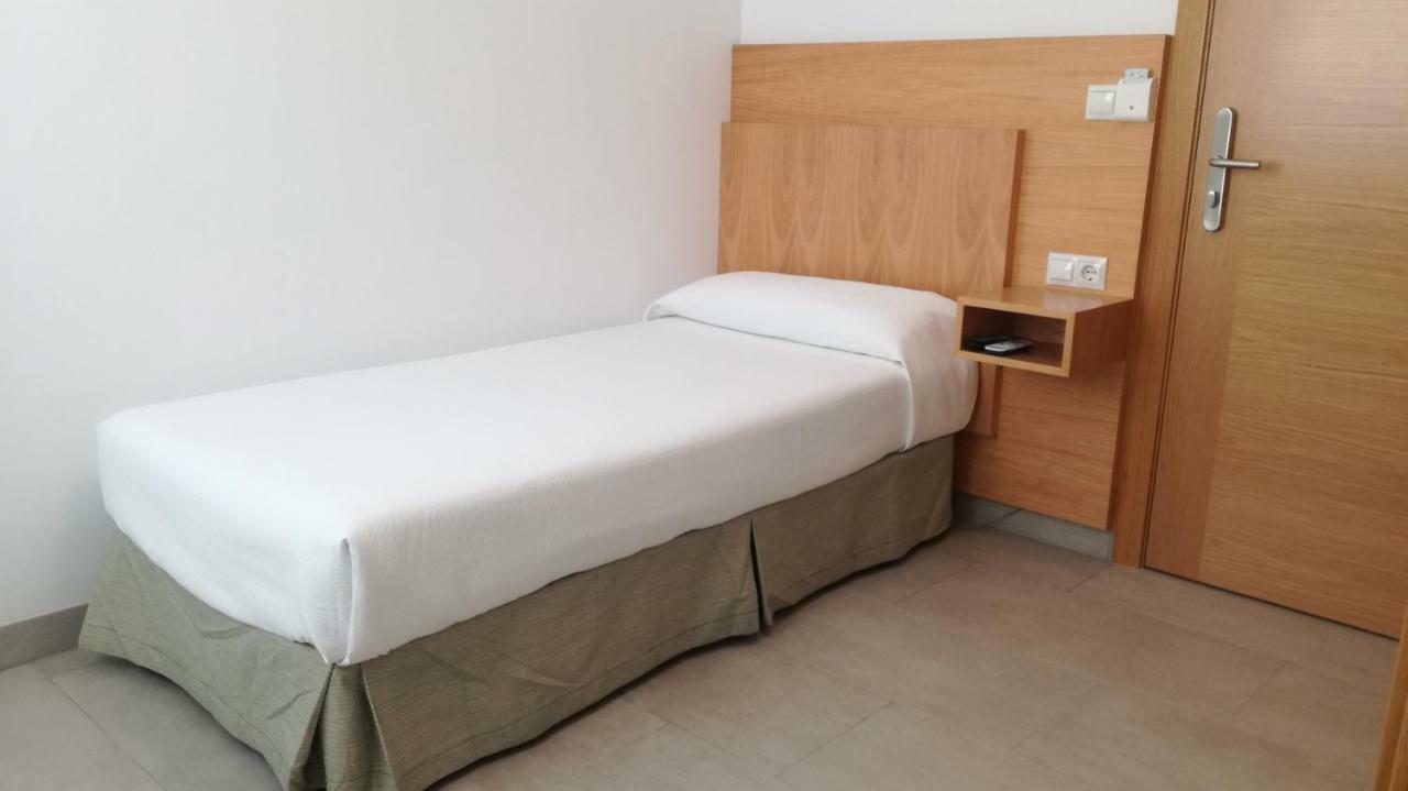 Hotel Abadi قرطبة المظهر الخارجي الصورة